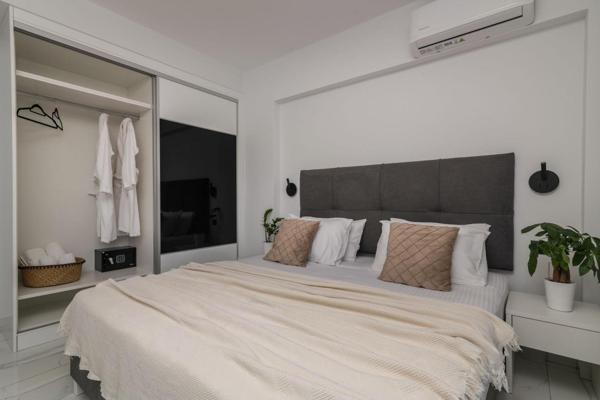 Sunwhite Villas - Private Pool & Cozy Atmosphere, By Zantewize 拉加纳斯 外观 照片