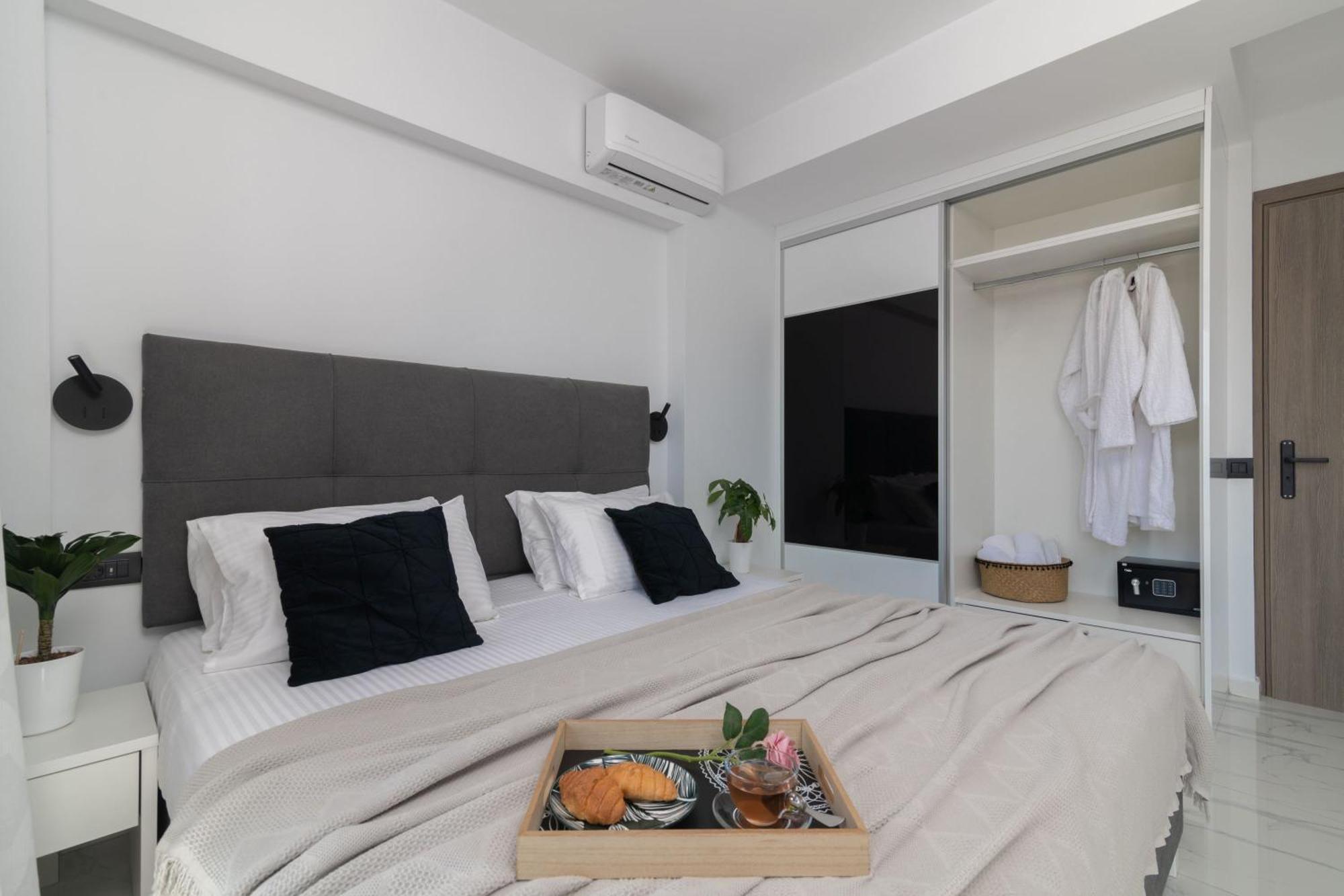 Sunwhite Villas - Private Pool & Cozy Atmosphere, By Zantewize 拉加纳斯 外观 照片