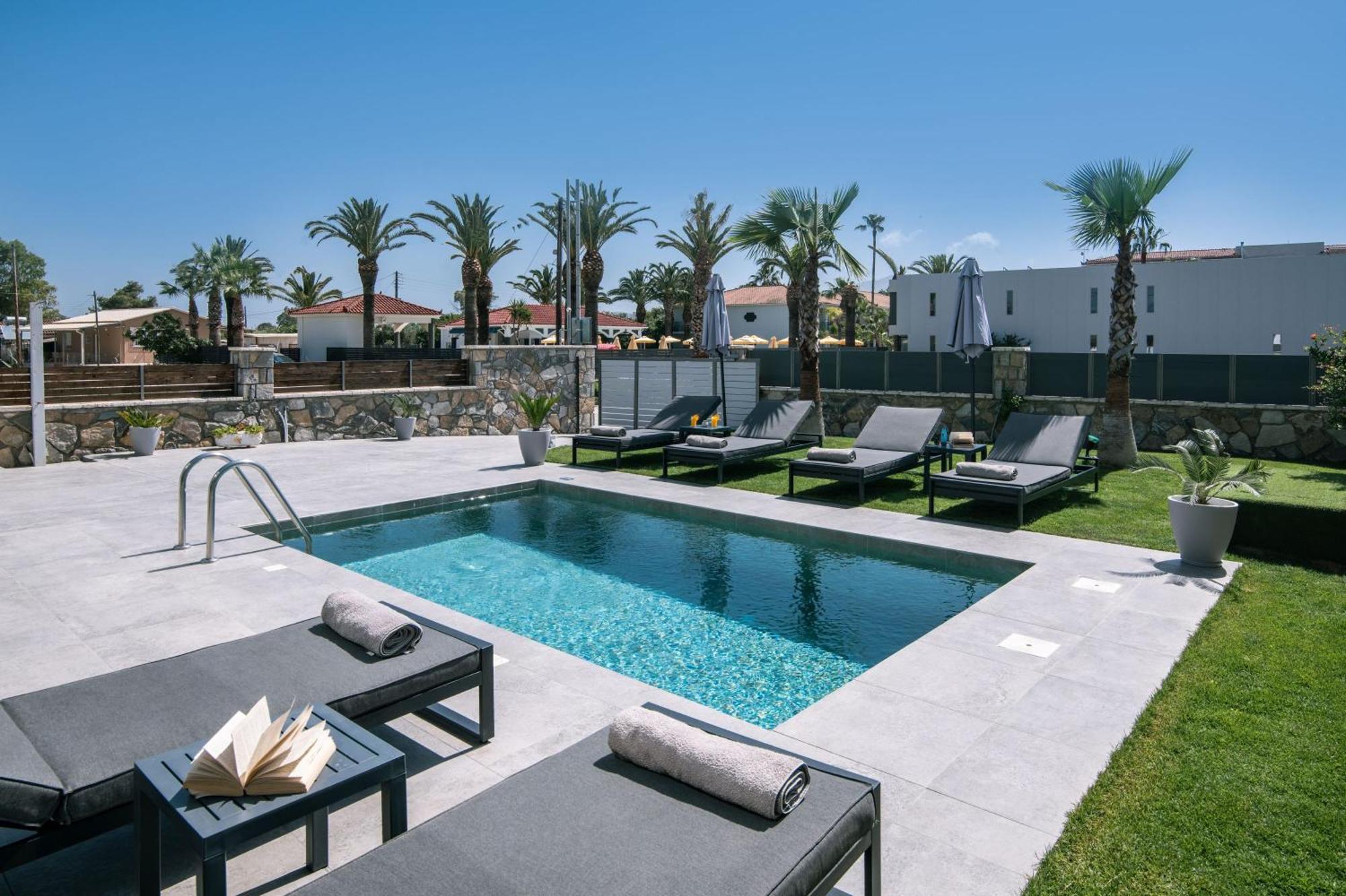 Sunwhite Villas - Private Pool & Cozy Atmosphere, By Zantewize 拉加纳斯 外观 照片