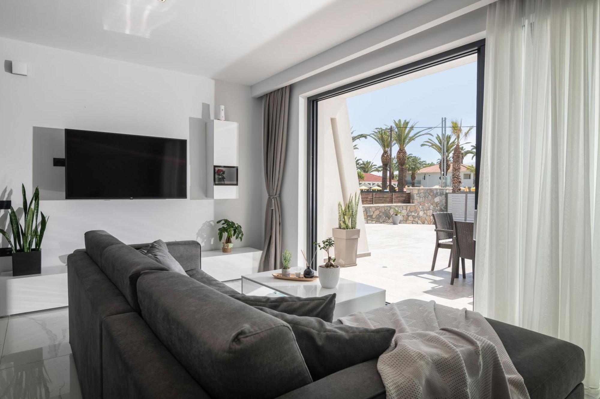 Sunwhite Villas - Private Pool & Cozy Atmosphere, By Zantewize 拉加纳斯 外观 照片