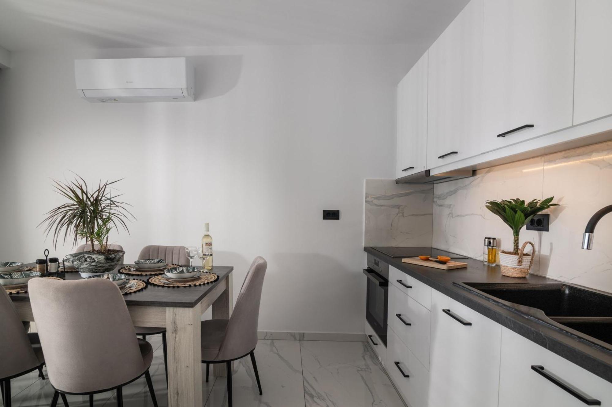 Sunwhite Villas - Private Pool & Cozy Atmosphere, By Zantewize 拉加纳斯 外观 照片