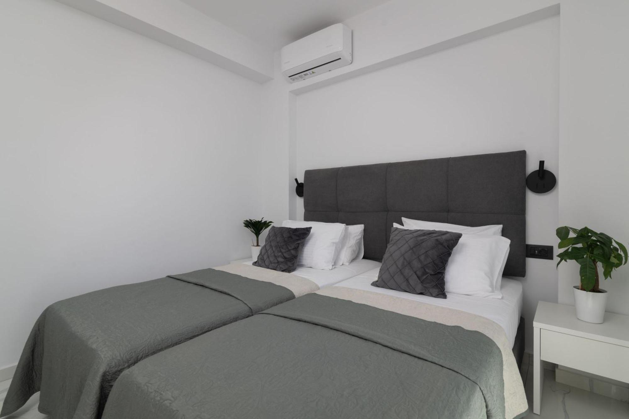 Sunwhite Villas - Private Pool & Cozy Atmosphere, By Zantewize 拉加纳斯 外观 照片
