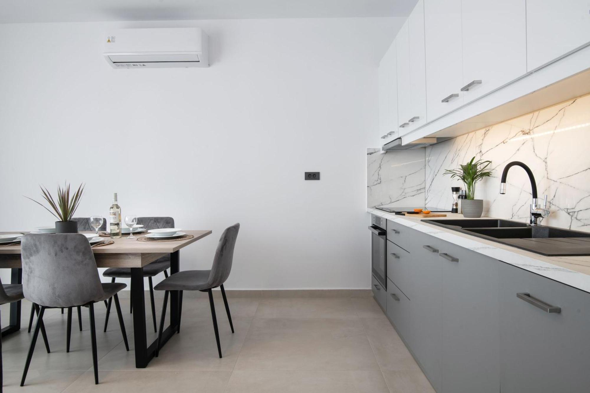 Sunwhite Villas - Private Pool & Cozy Atmosphere, By Zantewize 拉加纳斯 外观 照片