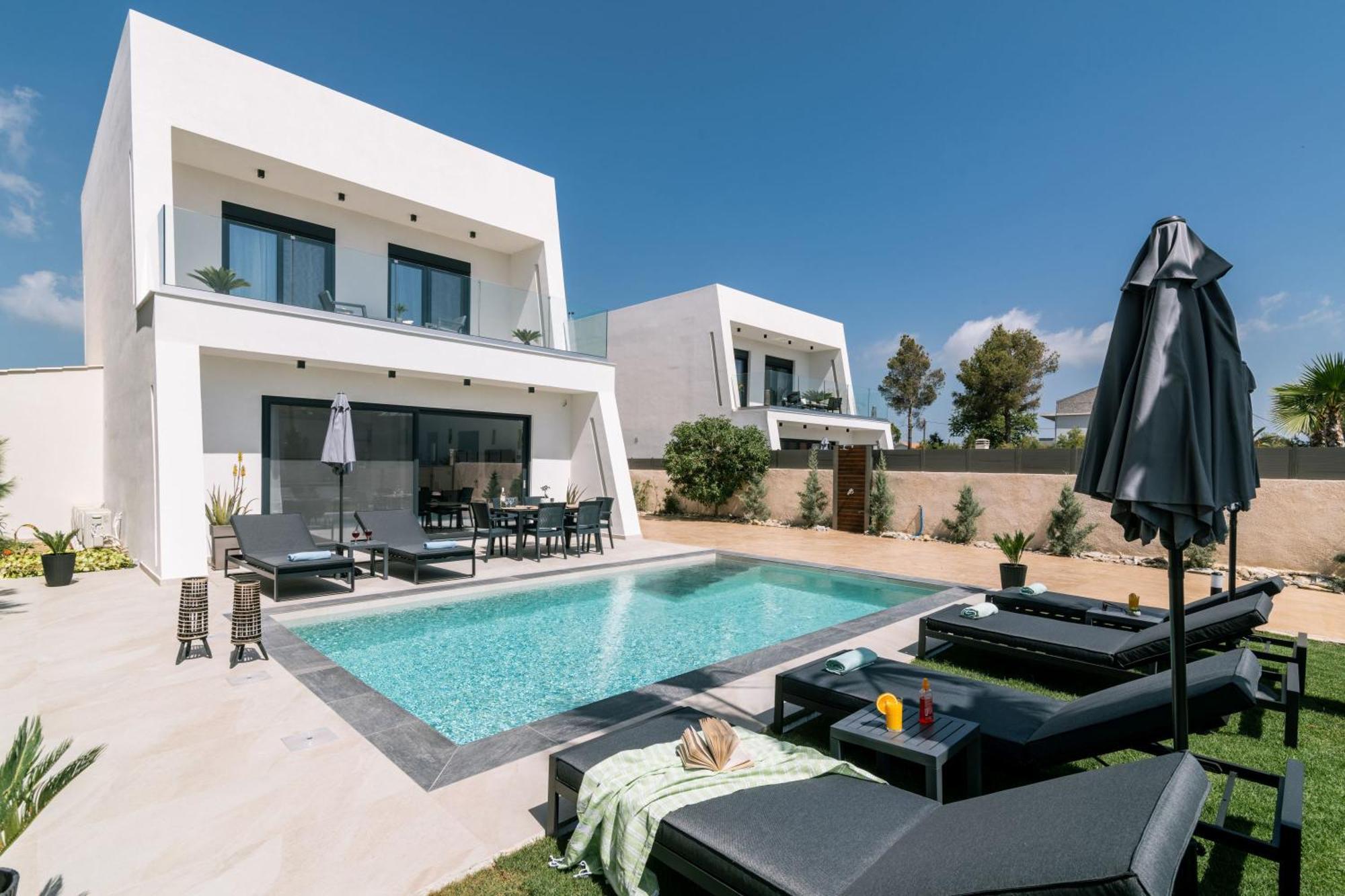 Sunwhite Villas - Private Pool & Cozy Atmosphere, By Zantewize 拉加纳斯 外观 照片