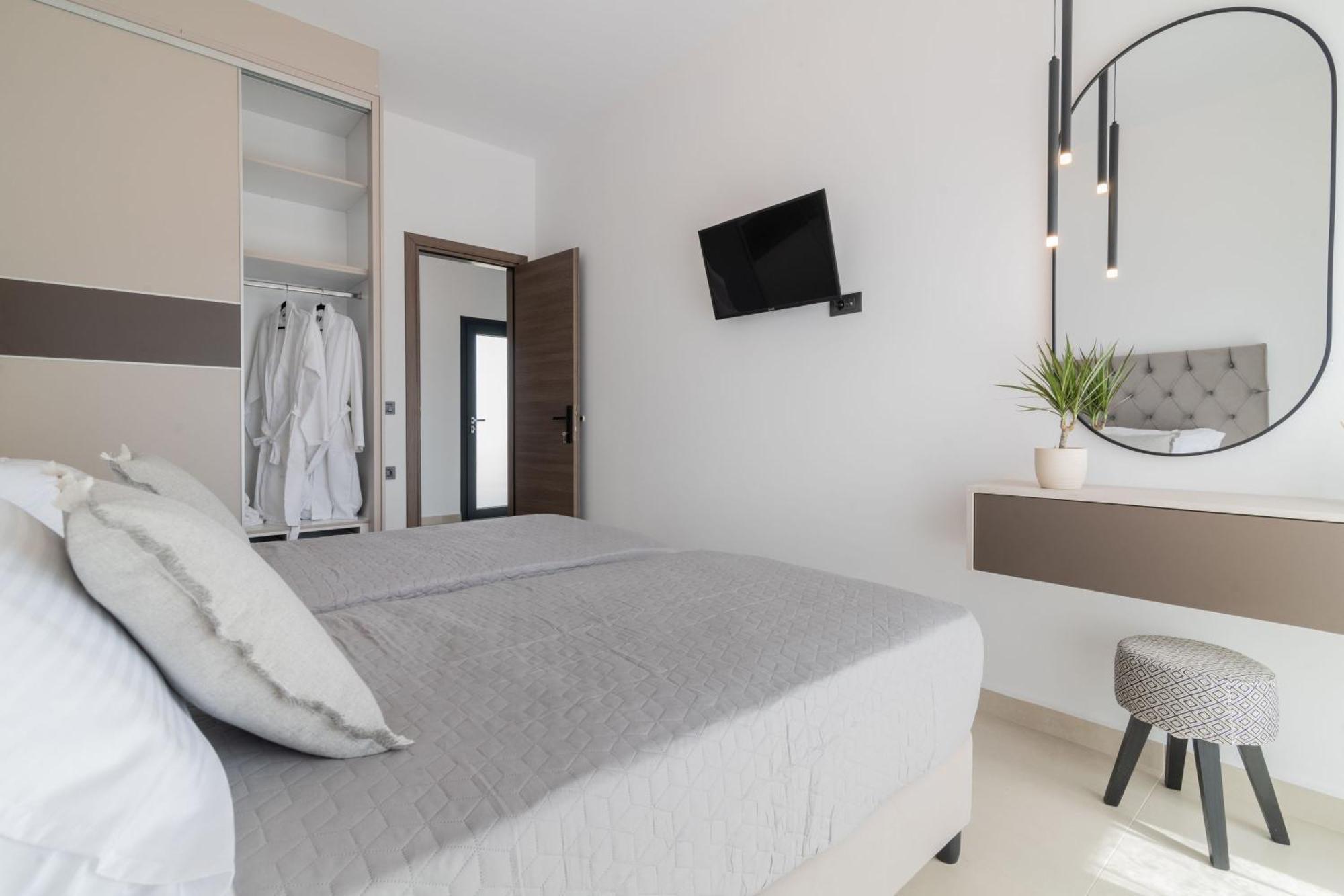 Sunwhite Villas - Private Pool & Cozy Atmosphere, By Zantewize 拉加纳斯 外观 照片